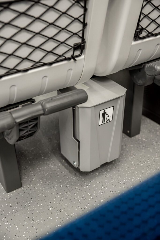 05_DSC_9070-1366x2048